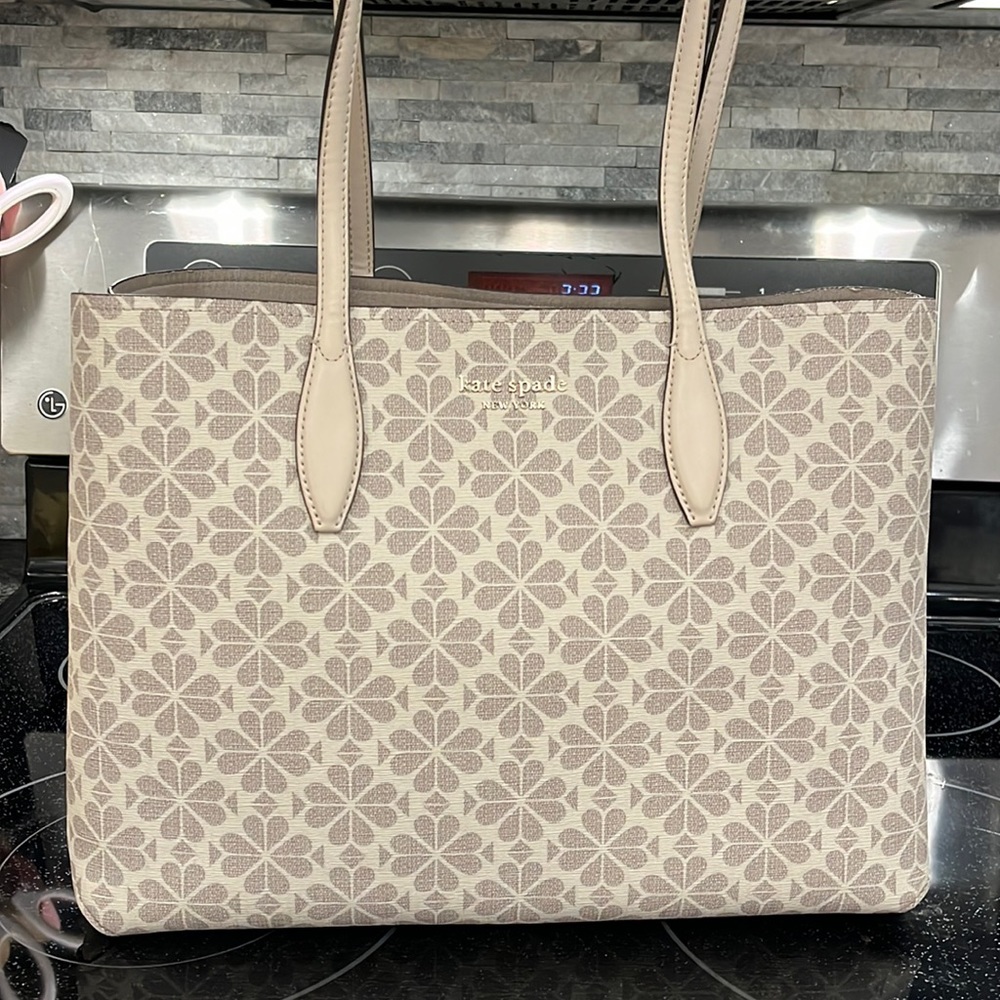 Large Kate Spade purse